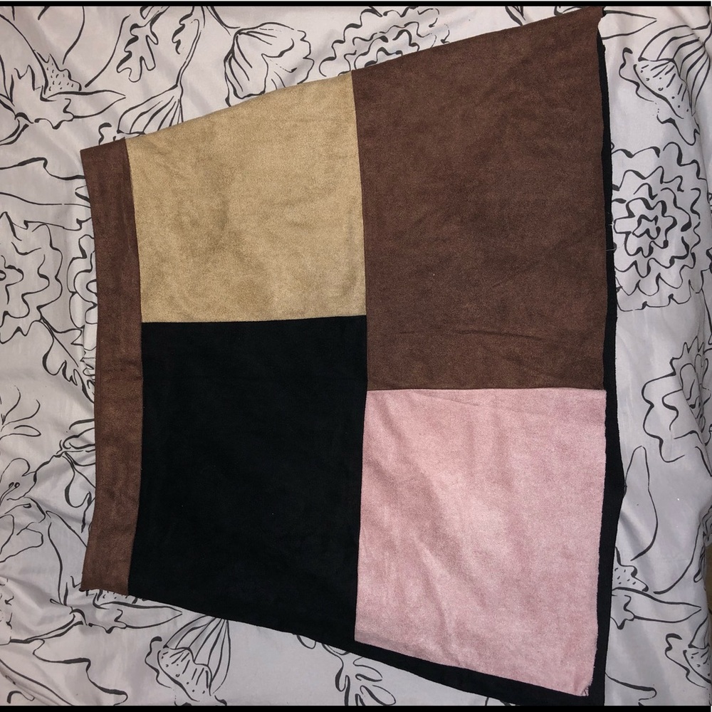 COLOR BLOCK MINI SKIRT